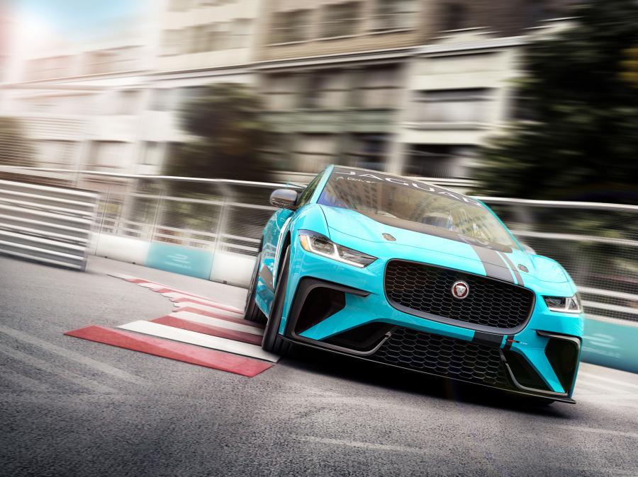  Jaguar I-Pace eTrophy VIP Car Jaguar 2018 года  (фото 4 из 27)